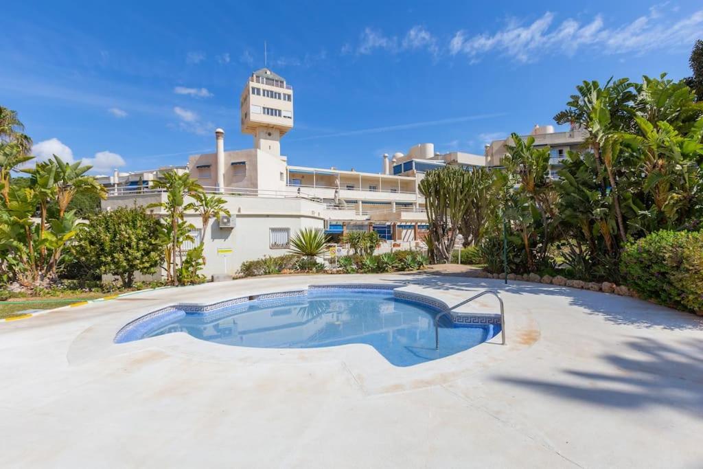 Eden Costa Lago Primera Linea De Mar Torremolinos Exterior photo